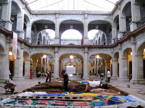 Altares De Muertos En El Palacio De Gobierno Oaxaca M Xi Flickr