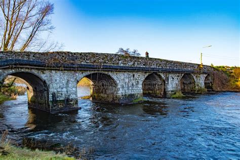 Stone Bridge on the River Boyne Stock Image - Image of stone, ireland ...