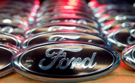 Produsen Mobil Ford Pangkas Persen Pegawai Di Seluruh Dunia Pt