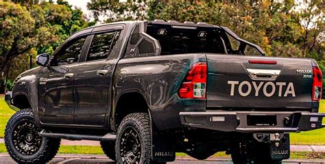 Buy Toyota Hilux 4X4 Accessories Online - Futurz 4X4 2/3