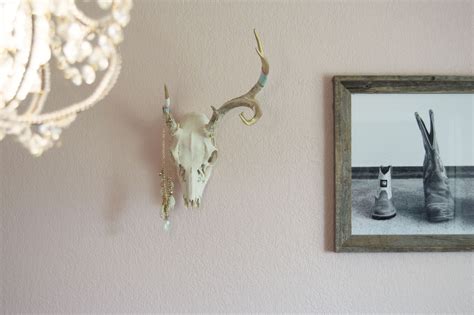 Decorating Ideas With Elk Antlers | Shelly Lighting