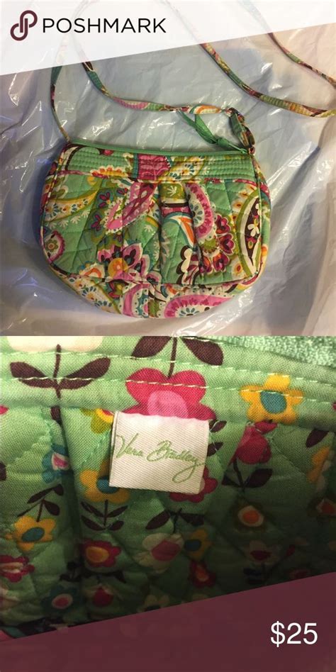 SALE VERA BRADLEY Tutti Frutti Small Cross Body Great Used Condition