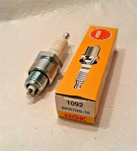 NGK BPR7HS 10 Alternative Spark Plugs