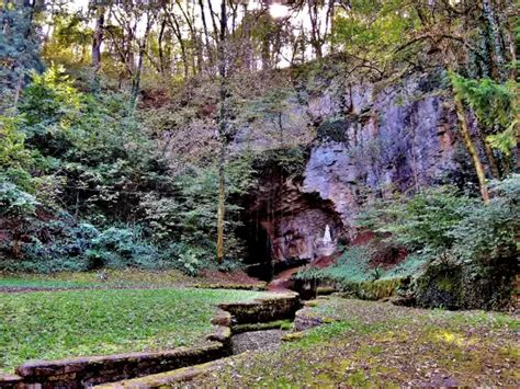 Grotte De Solborde Lieu De Loisirs Chenoz La M Line