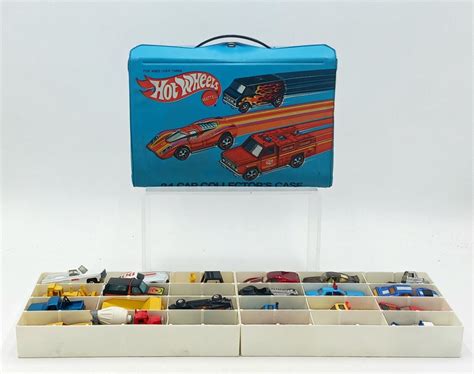 Vintage 1975 Mattel Hot Wheels 24 Car Collectors Case Full Of Randomly Assorted Ebay