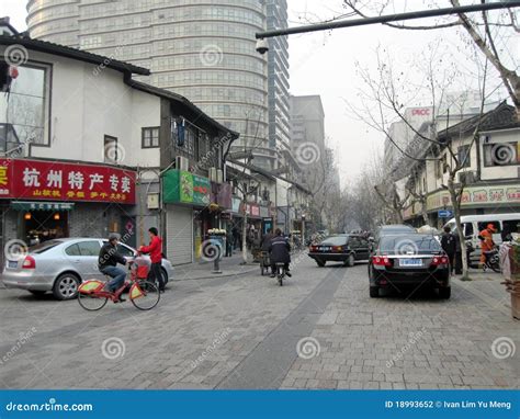 Hangzhou China Street View During Autumn Season Editorial Photography