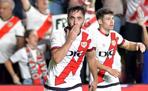 Rayo Vallecano Marca No Fim E Vira Sobre O Elche Pelo Campeonato