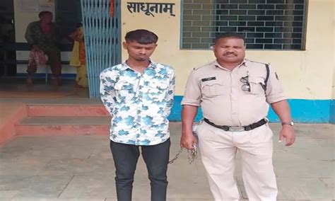 नवापारा ब्रेकिंग चाकू दिखाकर लोगों के साथ कर रहा था ऐसा काम पुलिस ने