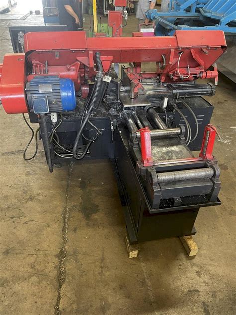 AMADA HA 250W AUTOMATIC HORIZONTAL BAND SAW Blumberg Machinery Co