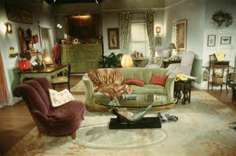 Phoebe's Apartment | Friends Central | FANDOM powered by Wikia