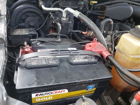 Put In A Second Battery In My 02 F250 54 Looks Oem Will Work On 99 04 5468 Trucks Ford