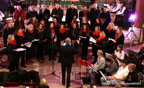 Besinnliche Klänge festliche Stimmung Adventskonzert in Zella Rhön