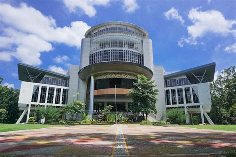 6 Universitas di Semarang Terbaik dari Negeri hingga Swasta