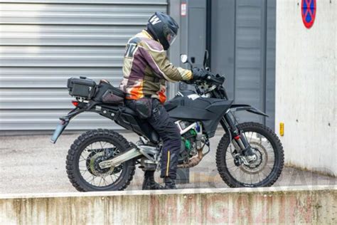 2023 Ktm 390 Adventure 390 Enduro Spied Himalayan 450 Rival