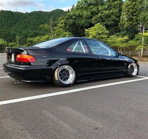 Anyone know what body kit this is : r/civic