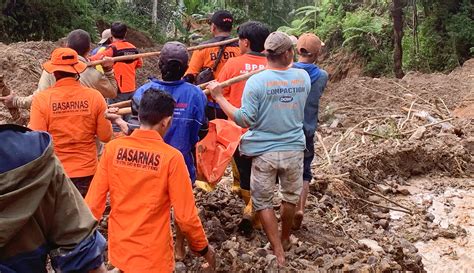 Pencarian Korban Longsor Di Tana Toraja Terus Dilakukan Foto