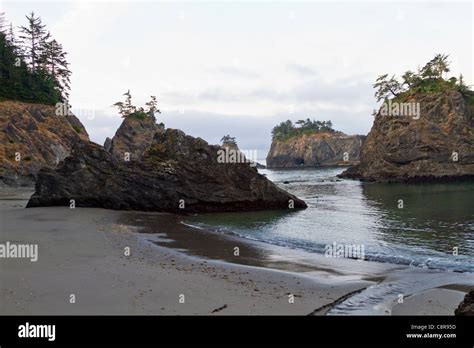 Secret Beach Near Brookings And Bold Beach Oregon Stock Photo Alamy