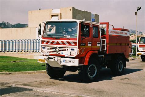 SDIS 13 CCF Renault M210 Technamm CS Chateauneuf Les Marti Flickr