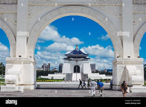 Chiang kai shek denkmal Fotos und Bildmaterial in hoher Auflösung Alamy