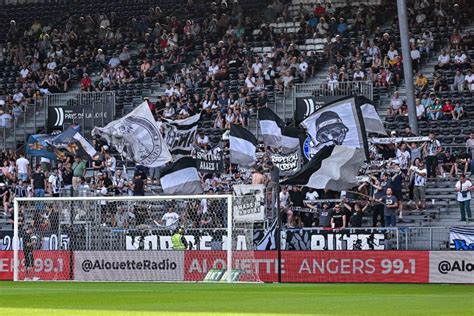 Tous Au Stade Pour Angers Sco Paris Fc Angers Sco