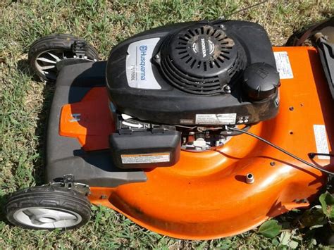 Used Husqvarna Hu F In Self Propelled Gas Lawn Mower Off