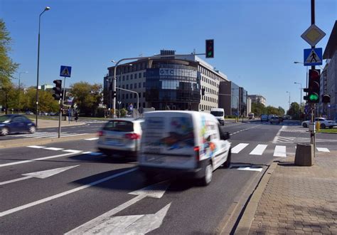 Wyprzedzanie na pasach Jaki mandat za wyprzedzanie na przejściu dla