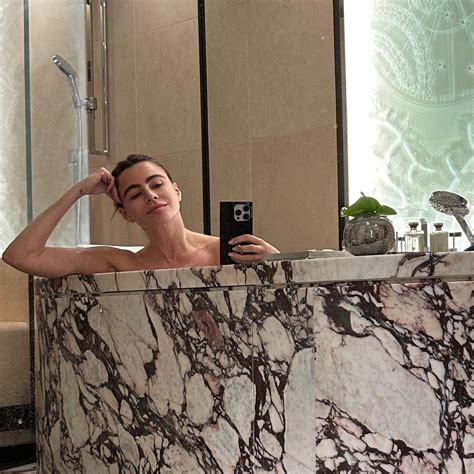 Sofia Vergara 51 Strips Down For Naked Selfie In Massage Parlor And Shows Off Her Jaw Dropping