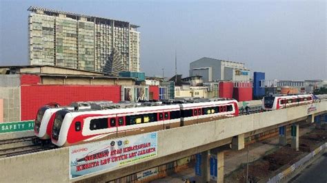 LRT Jakarta Rute Kelapa Gading Velodrom Beroperasi Maret