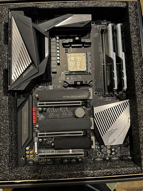 Amd Ryzen 9 3900x Gigabyte Aorus Master X570 Motherboard Gskill Trident Z Ddr 4 32gb For Sale