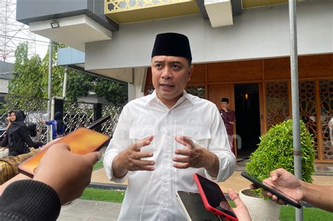 Eri Minta Warga Surabaya Jaga Kerukunan Toleransi Saat Natal JPNN