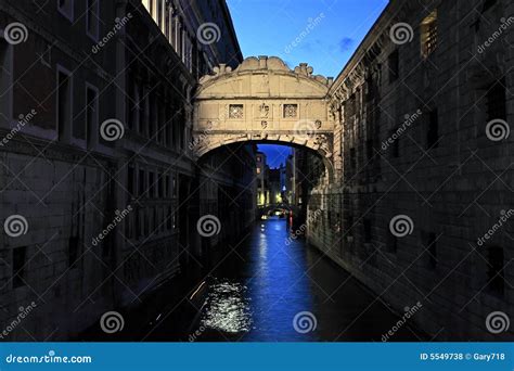 A Ponte Dos Suspiros Em Veneza Foto De Stock Imagem De Pomada