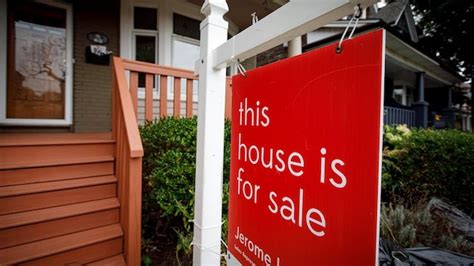 Average Canadian House Price Fell 12 Last Year New CREA Numbers Show