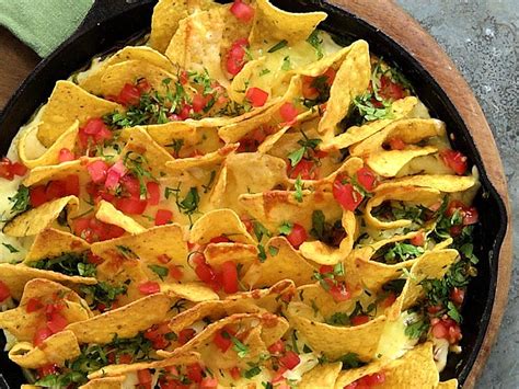 Recipes - 7 Layer Nachos | Breville