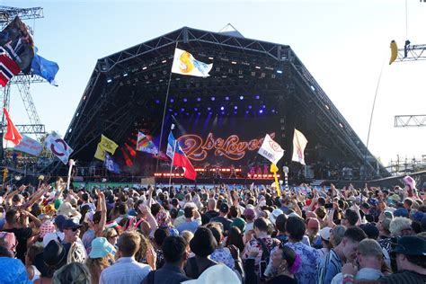 Glastonbury 2025 Our Tips For Getting Those Tickets The Standard