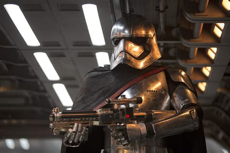 Captain Phasma In Star Wars Hd Movies 4k Wallpapers Images