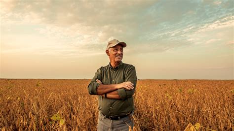 Celebrating Farmers Mid West Farm Report