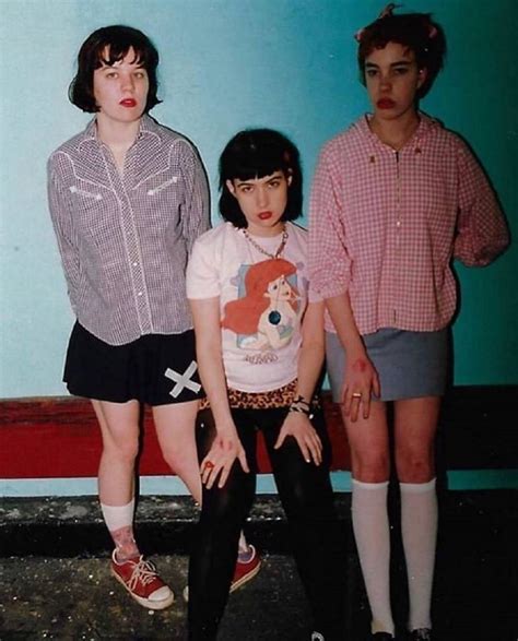 Bikini Kill «pussy Whipped 1993 · Radio 3fach