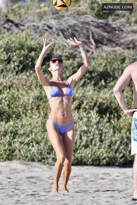 Alessandra Ambrosio Sexy Flaunts Her Pin Up Bikini Body During