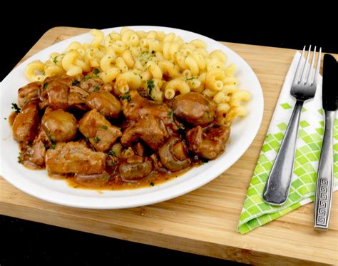 Herzhaftes Schweinegulasch Mit Pilzen Zu Faul Zum Kochen Chicken