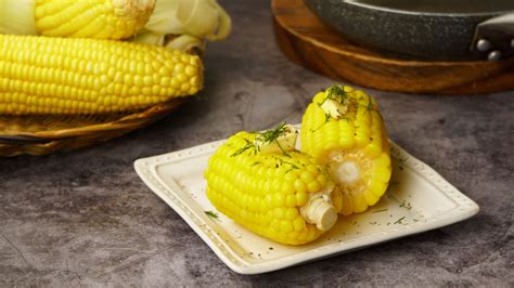 5 Ways to Steam Corn - wikiHow