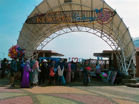 Liburan Seru Di Taman Wisata Laut Pantai Pasir Kencana Kota Pekalongan