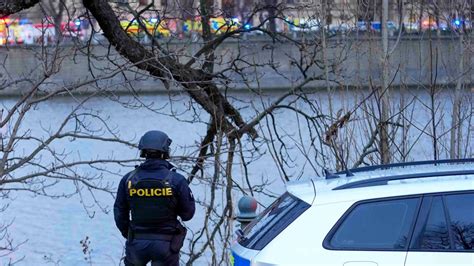 Tschechien Tote Nach Sch Ssen An Prager Universit T Sch Tze Soll