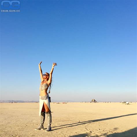 Sonya Kraus Nude Pictures Onlyfans Leaks Playboy Photos Sex Scene