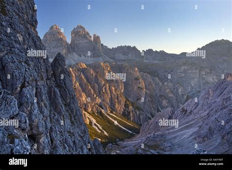 view  drei zinnen mountains  south sexten dolomites south tirol
