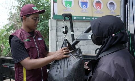 Pemilahan Sampah dari Rumah dan Program Pasti Angkut - Panggungharjo