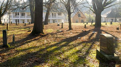 Lone Fir Cemetery Tclf