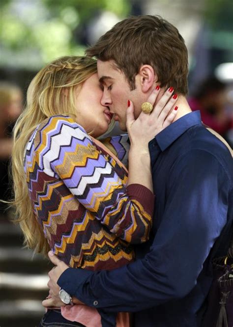 Gossip Girl Season 5 Spoiler Kissing Scene Photos Tv Series Lounge