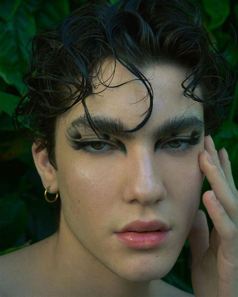 Face Art Makeup Cat Eye Makeup Male Makeup Fairy Makeup Models