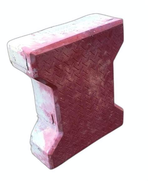 Red I Shape Concrete Paver Block Dimensions X Inch Lxw