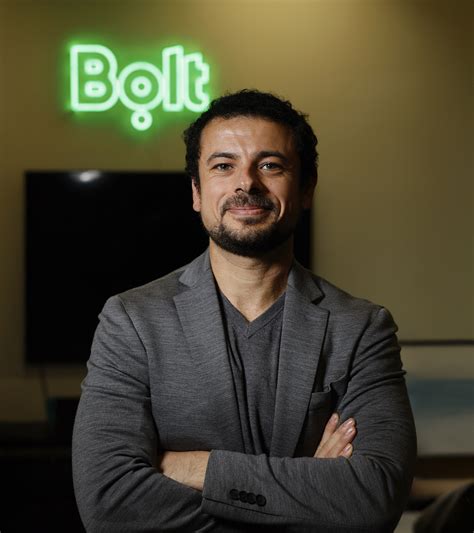 Daniel Georges (Bolt): "Para evitar que las VTC suban precios a ciertas